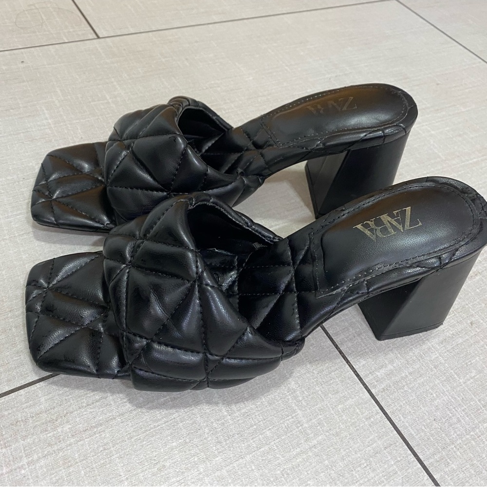 Zara quilted print heel